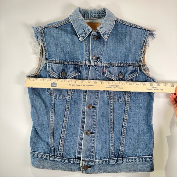 Levi’s vintage 70s/80s denim vest made in the USA large - Picture 9 of 10